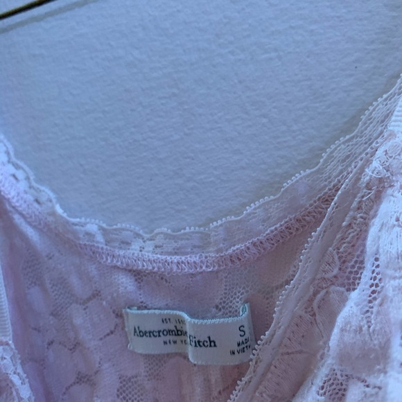 Abercrombie and Finch crop top - Picture 2 of 2